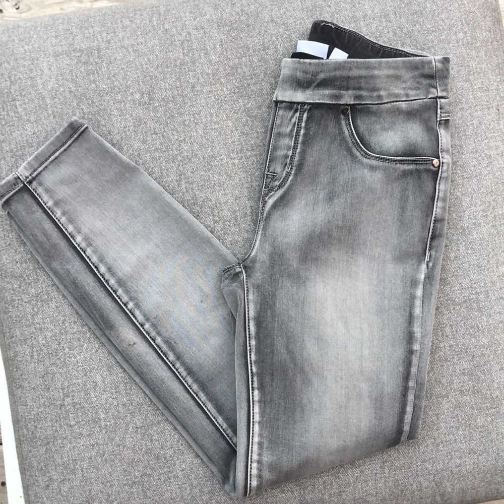 NWOT! - TRIBAL.JEANS Gray Wash Skinny Jeans w/Stretch - Picture 1 of 5